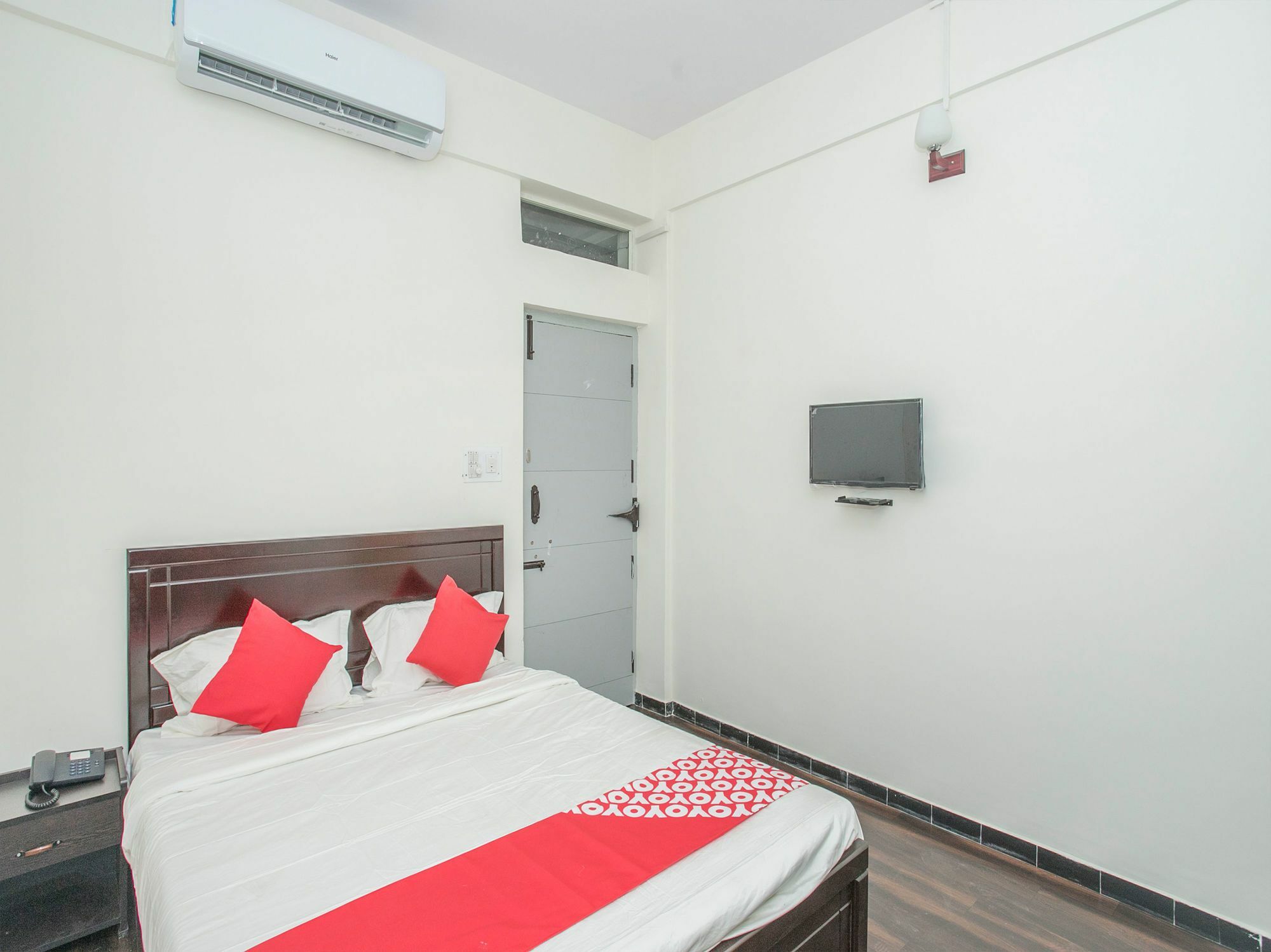 Hotel Oyo 14430 Sunshine Grand à Bangalore Extérieur photo