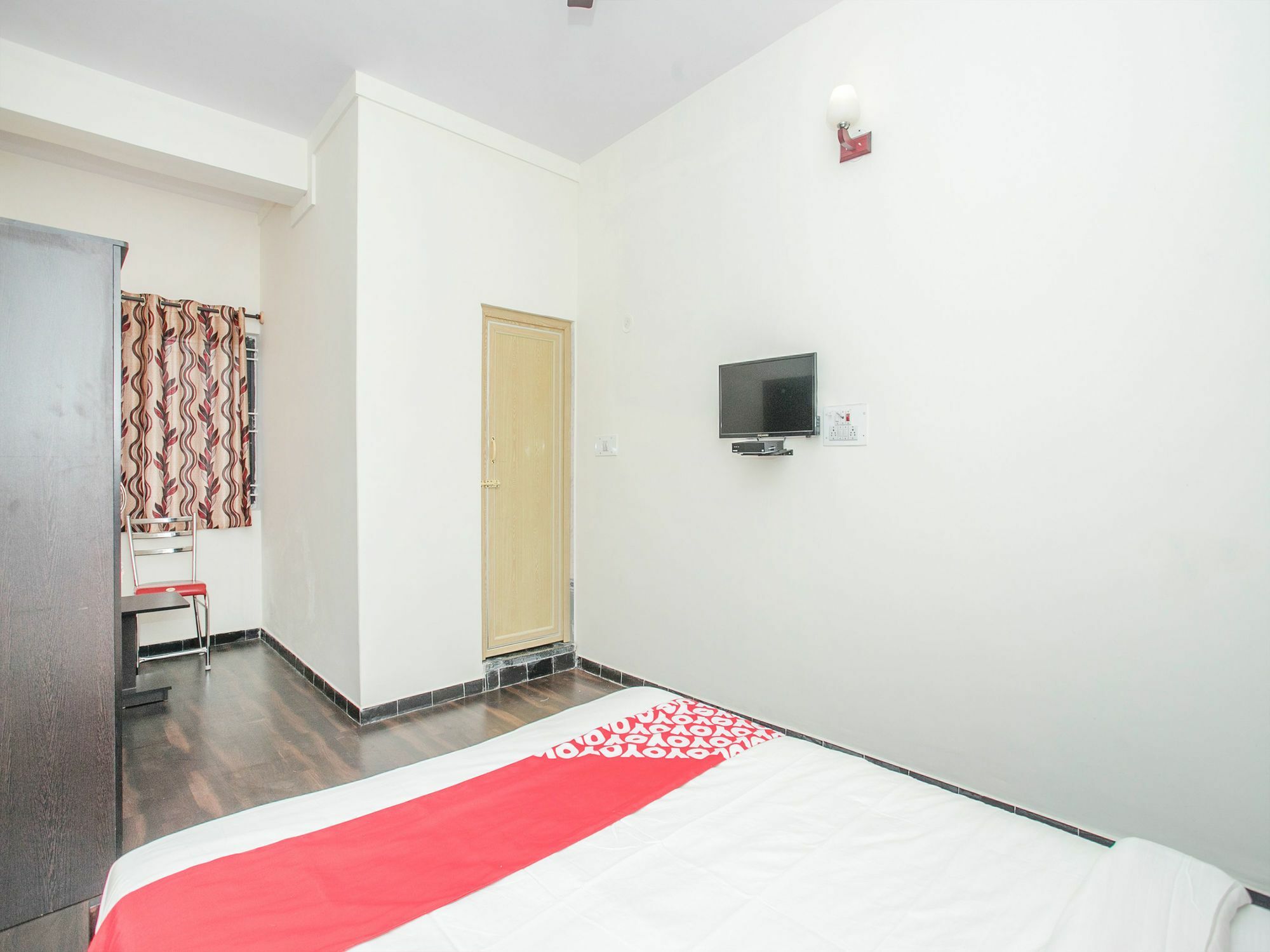 Hotel Oyo 14430 Sunshine Grand à Bangalore Extérieur photo