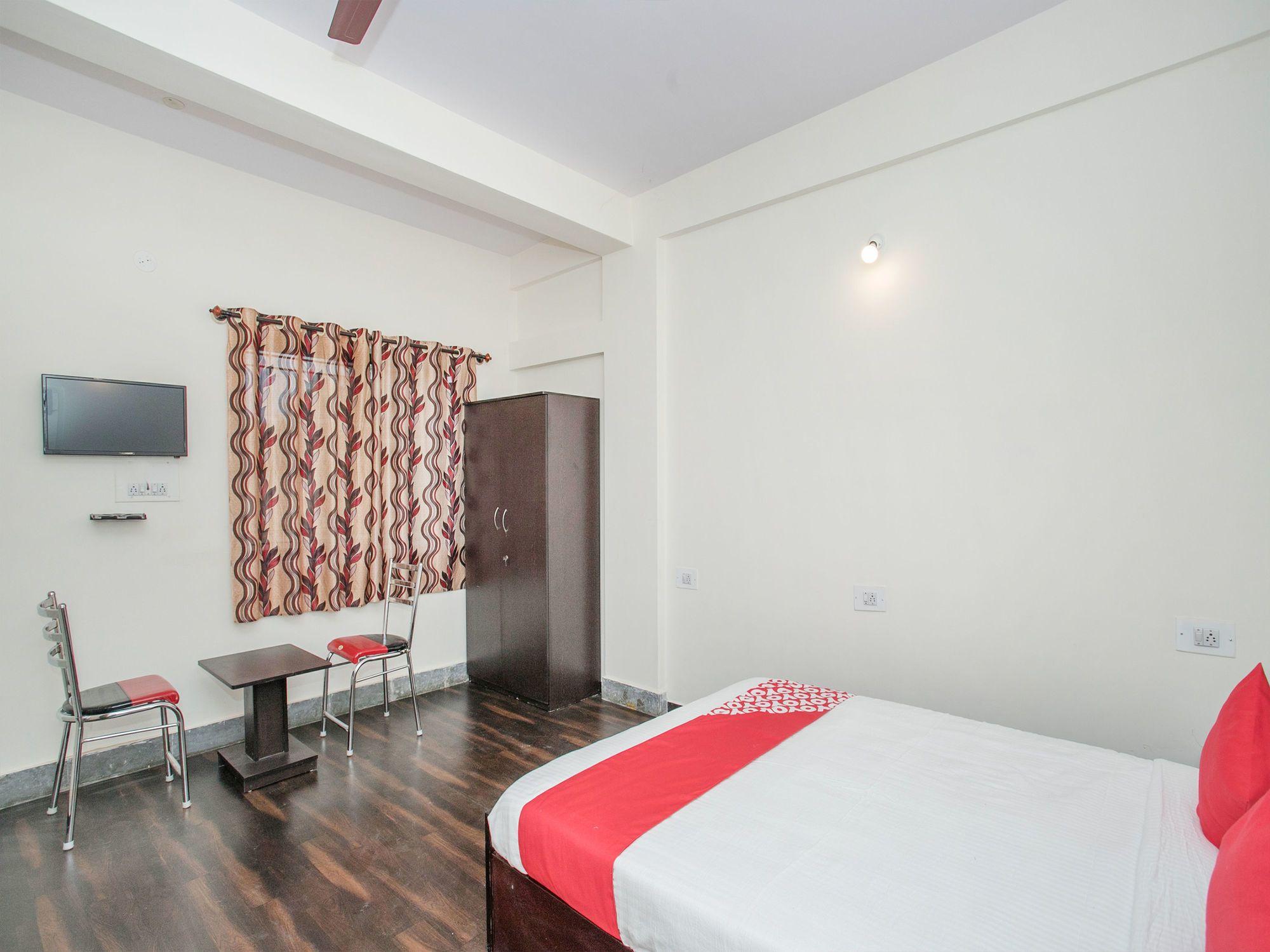 Hotel Oyo 14430 Sunshine Grand à Bangalore Extérieur photo